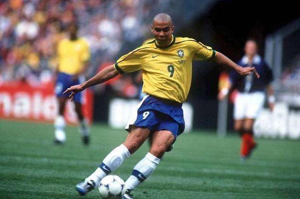 过颁布相关 过颁布相关